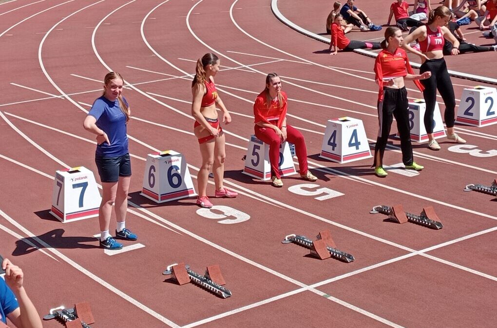 11 medali dla naszych zawodników! Lekkoatletyczne Mistrzostwa Województwa Podlaskiego U18 i U20 Białystok 18.05.2024